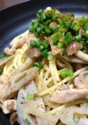 シャキシャキ蓮根とチキンの和風パスタ-レシピのメイン写真