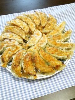 簡単!美味しい!定番餃子-レシピのメイン写真