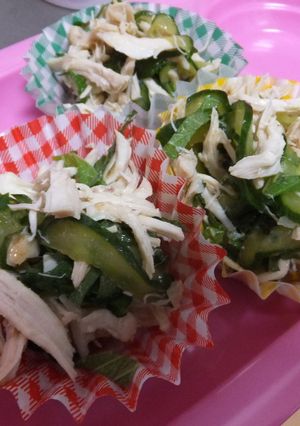 鶏肉ささみと大葉とキュウリの梅和え-レシピのメイン写真