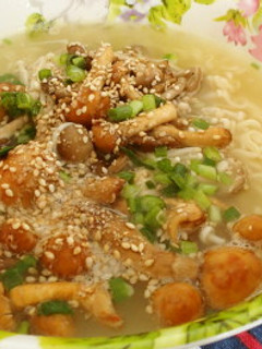 話題の塩キノコで簡単W塩ラーメン♪-レシピのメイン写真