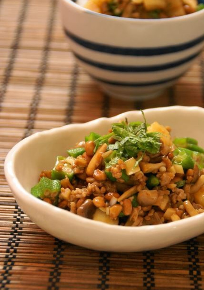 納豆と挽肉、ネバネバ野菜の中華風炒め-レシピのメイン写真