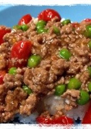 グリンピースとミニトマトの春色丼♪-レシピのメイン写真