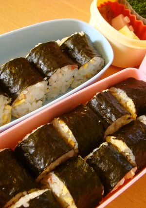 お弁当♪余り物でリメイク♪細巻きお寿司-レシピのメイン写真