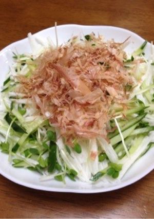 山芋のサラダ。疲労回復に♪-レシピのメイン写真