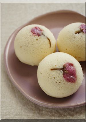 * お花見・手土産に ♥ 桜蒸しパン♬-レシピのメイン写真