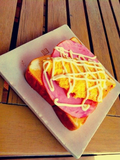 チーズめんたいオムレツ♡トースト-レシピのメイン写真