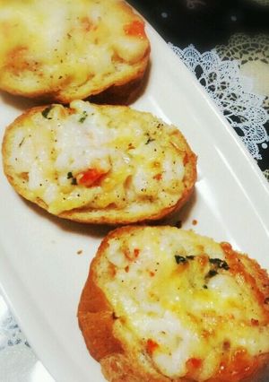 混ぜて焼くだけ☆エビチーズバケット-レシピのメイン写真