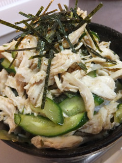 鶏ササミとキュウリと大葉の梅さっぱり丼-レシピのメイン写真