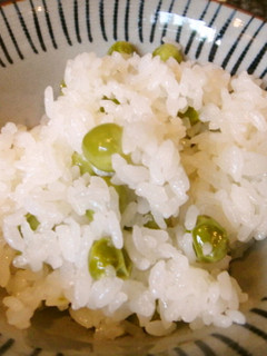 グリーンピースご飯★豆ご飯♪とっても美味-レシピのメイン写真