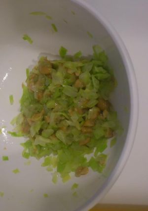 離乳食中期☆キャベツ納豆和え-レシピのメイン写真