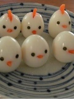 お弁当☆うずら卵でヒヨコとニワトリ-レシピのメイン写真