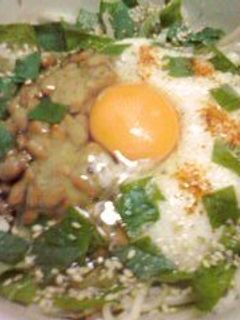 レンジで!まぜそば風とろろ納豆塩ラーメン-レシピのメイン写真