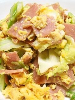 簡単で節約♪キャベツとソーセージの卵炒め-レシピのメイン写真