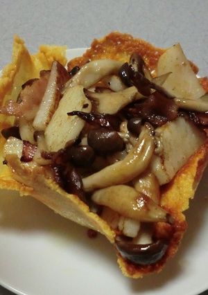とろけるチーズとキノコでワインのつまみ-レシピのメイン写真