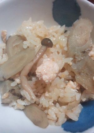 ._.ごぼうとしめじの炊き込みご飯._.-レシピのメイン写真
