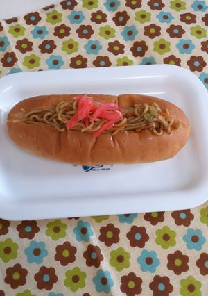 時短、手抜き♪焼きそばパン(^-^)-レシピのメイン写真