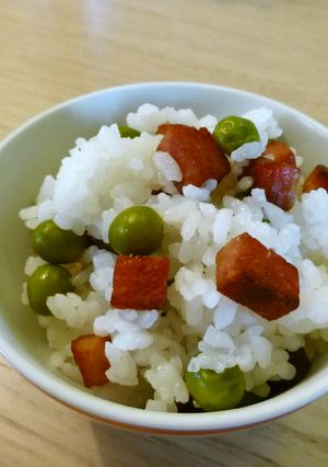 スパムとえんどう豆のまぜごはん-レシピのメイン写真