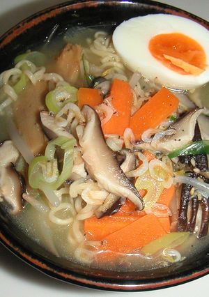 塩ラーメン干しエビと干ししいたけいり-レシピのメイン写真