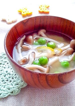 えんどう(グリーンピース)のお味噌汁♪-レシピのメイン写真