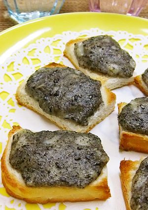 ゴマたっぷり～♬食パンで＊バナナラスク-レシピのメイン写真