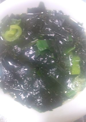 簡単！わかめスープ-レシピのメイン写真