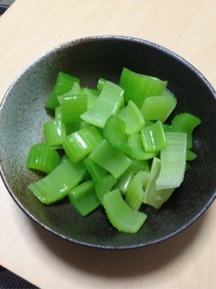 セロリ嫌いも食べれるセロリのおつまみ-レシピのメイン写真