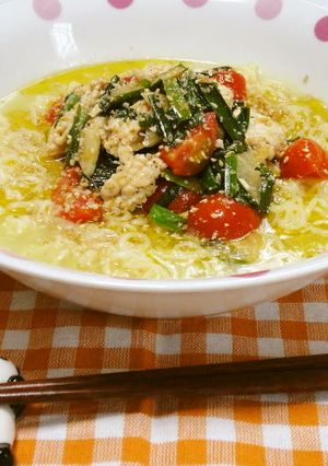 とり挽肉とプチトマトの塩らーめん-レシピのメイン写真