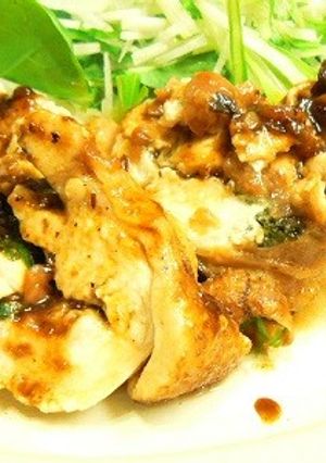 鶏むね肉の梅しそロール★照り焼き味-レシピのメイン写真