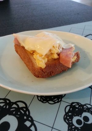スクランブルSPAMトースト-レシピのメイン写真