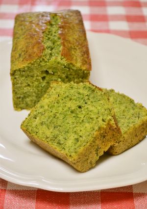 野菜でおやつ♥ほうれん草のパウンドケーキ-レシピのメイン写真