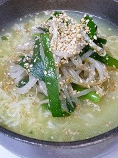 もやしとにらナムルの塩ラーメン-レシピのメイン写真