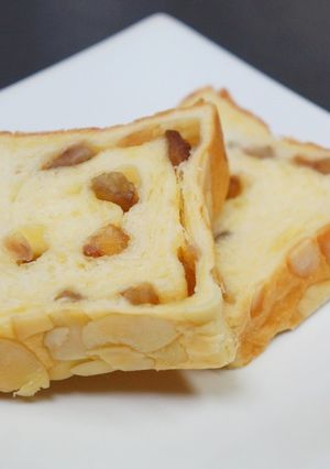 マロングラッセのパン-レシピのメイン写真