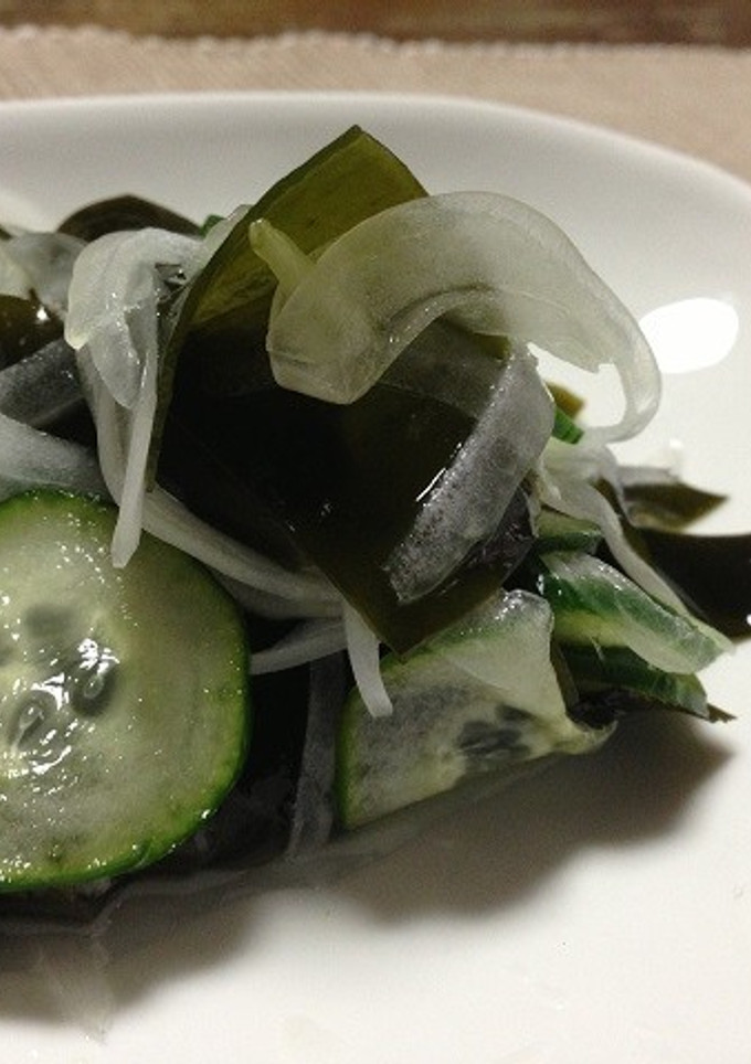 新玉ねぎとわかめのやさしい酢の物-レシピのメイン写真