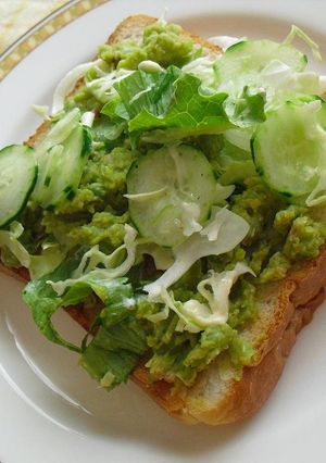 えんどう豆トースト-レシピのメイン写真