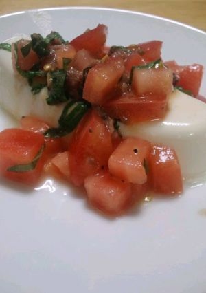 トマトだけでも美味しい。イタリアン冷奴-レシピのメイン写真