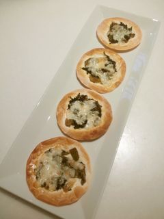 残り餃子の皮でピザおつまみ-レシピのメイン写真