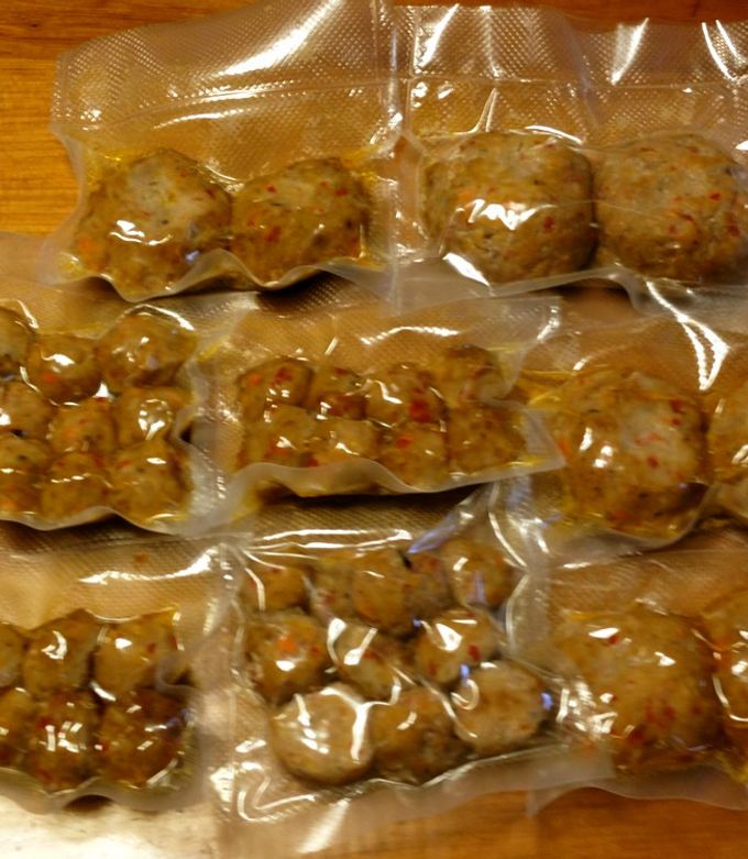 お弁当用に冷凍できる野菜ハンバーグ-レシピのメイン写真