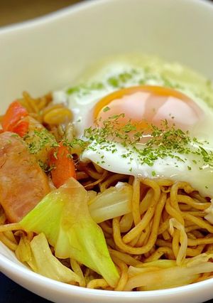 【市販のソース焼きそば】美味しく作るコツ-レシピのメイン写真
