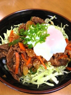 小間切れ肉de節約♪♪焼肉丼-レシピのメイン写真
