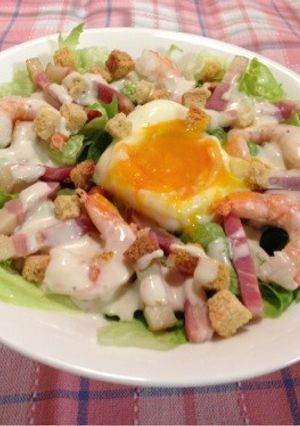 レンジだけで簡単♪温玉シーザーサラダ-レシピのメイン写真