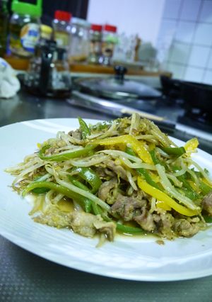 カレー塩麹でもやしとピーマンの豚小間炒め-レシピのメイン写真