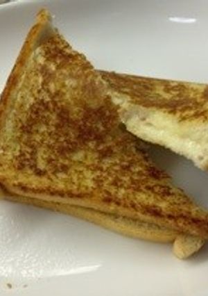 フライパンで！熱々トロ〜り ホットサンド-レシピのメイン写真