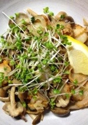 ホタテとしめじのニンニクバター醤油炒め-レシピのメイン写真