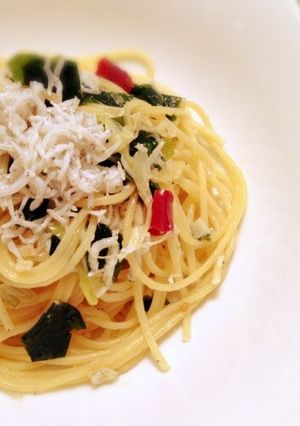 * しらすとわかめのペペロンチーノ *-レシピのメイン写真
