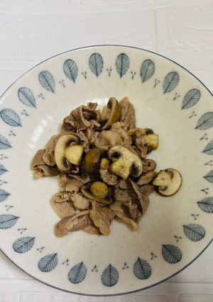 マッシュルーム香る豚こま炒め🍄-レシピのメイン写真