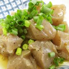 รูปของ ヘルシーつまみ♪こんにゃくの柚子胡椒煮