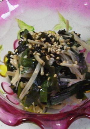 えのきとにらとわかめで中華和え-レシピのメイン写真