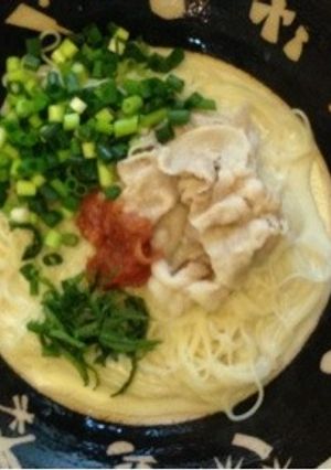 豚しゃぶと叩き梅の豆乳ぶっかけそうめん-レシピのメイン写真