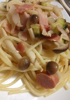 ゴーヤ☆しめじ☆ベーコンのパスタ-レシピのメイン写真
