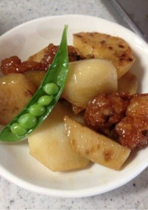 里芋とさつま揚げの煮物-レシピのメイン写真